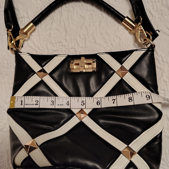 Black & White Cross-Strap Leather Shoulder Bag with Gold Accents - Picture 11 of 12